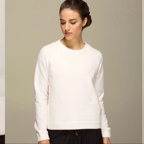 lululemon athletica Tops - $128 Lululemon Cozy White Snapshot sweatshirt Sz6
